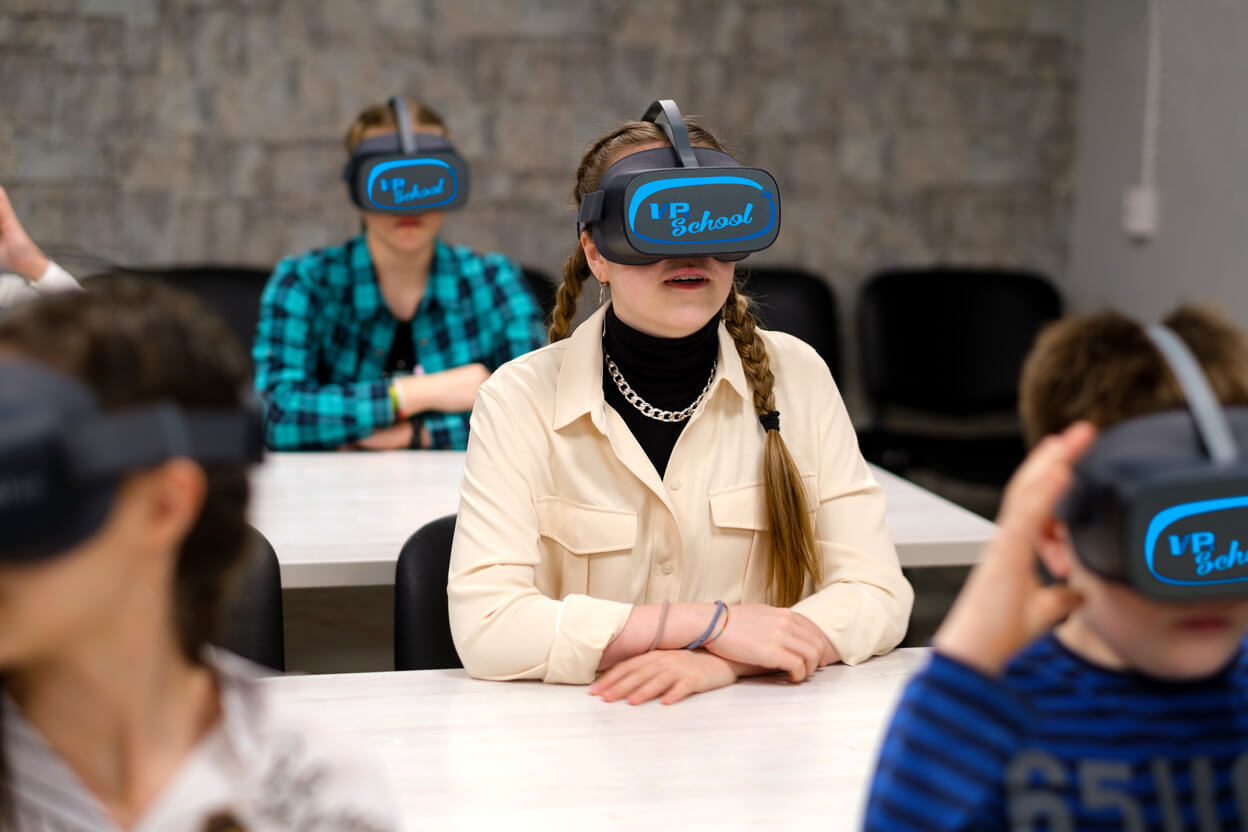 VR В школе. VR В школах Айова. Покупки в виртуальной реальности.